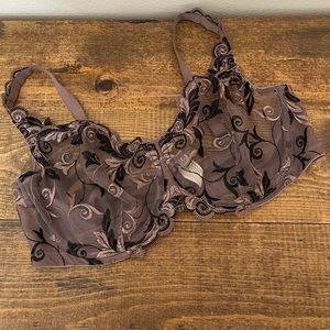 Soma sensuous lace unlined bra size 38D